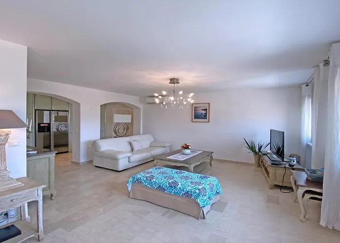 Les Saisons Apartman